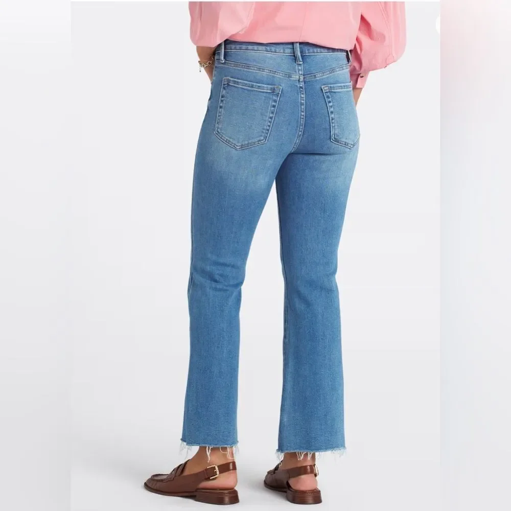 NWT SZ 14 Stitch Fix *JUST USA* Salma Stretchy Cropped Flare Jean