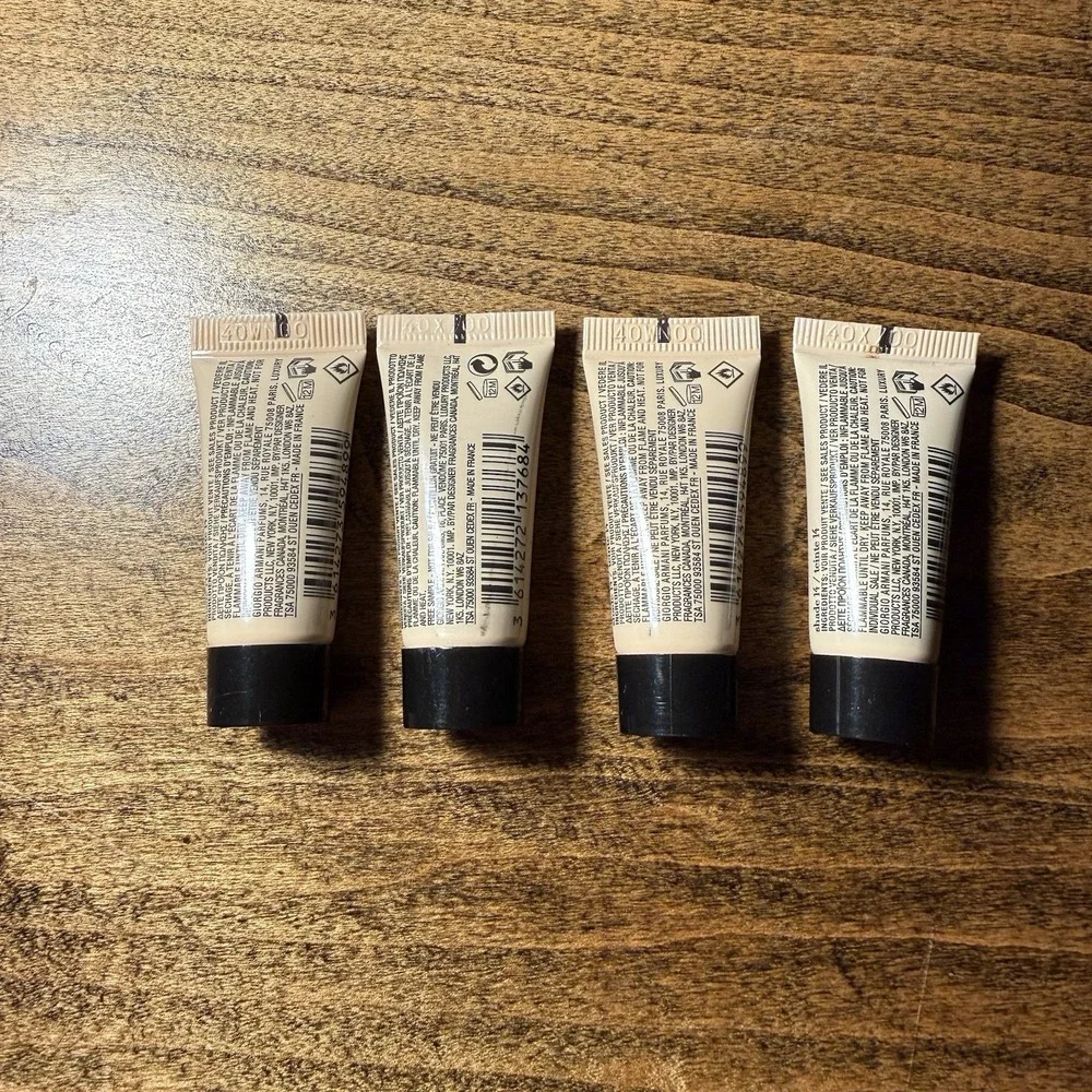 GIORGIO ARMANI - Set‎ of 4 Luminous Silk Flawless Foundation Mini's Shade 14 & 9