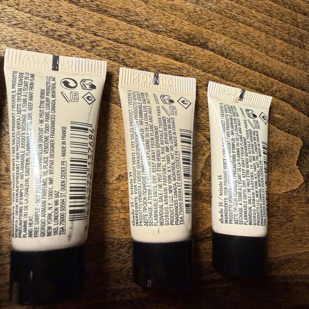 GIORGIO ARMANI - Set‎ of 4 Luminous Silk Flawless Foundation Mini's Shade 14 & 9
