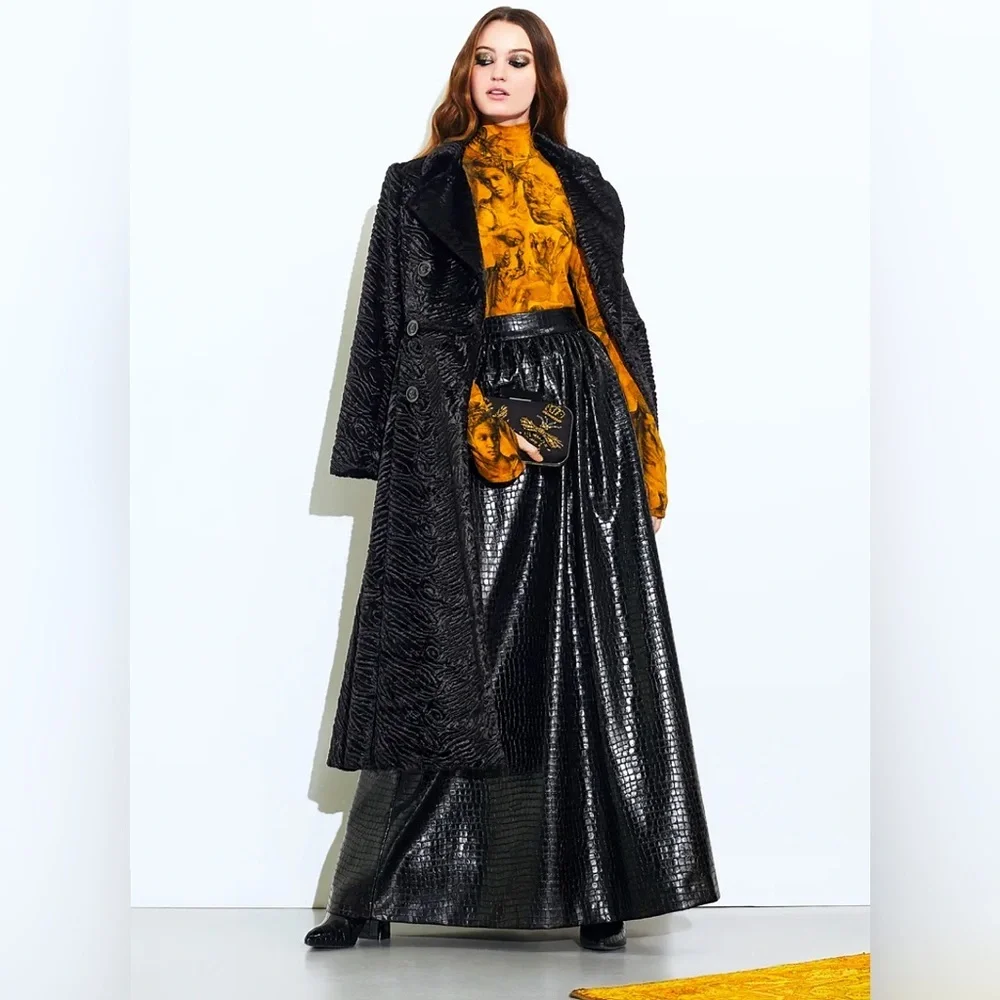 Alice + Olivia amongst authentic