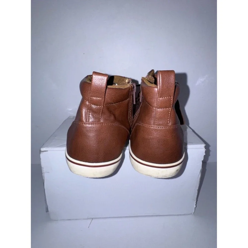 Cat & Jack brown high
