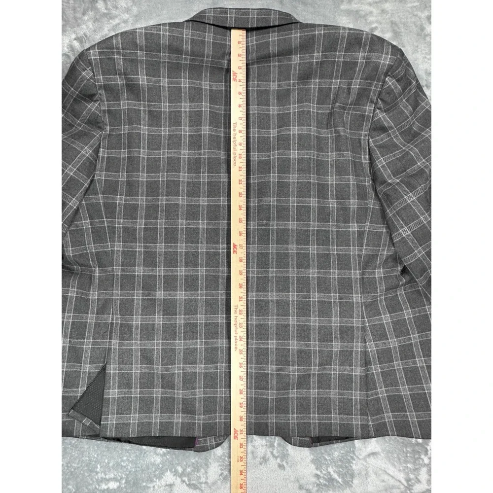 Sean John Mens Gray Plaid Two Button Blazer Sport Coat Jacket 52 Chest