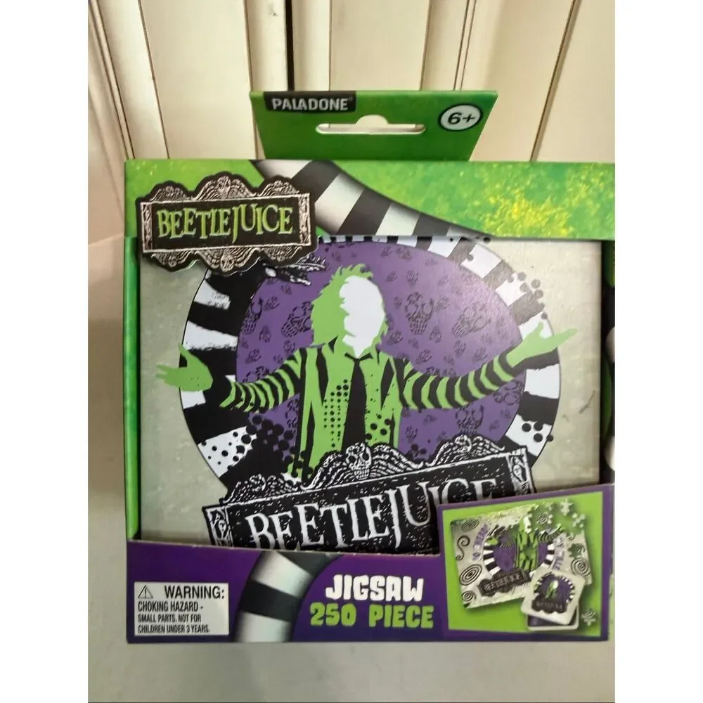 Paladone Beetlejuice 2024 Jigsaw Puzzle 250 Pc with Storage Tin Container NWOT
