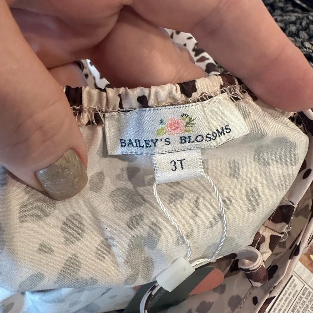 Bailey’s Blossoms Boutique Leopard Romper Jumpsuit Toddler Girl 3T NWT
