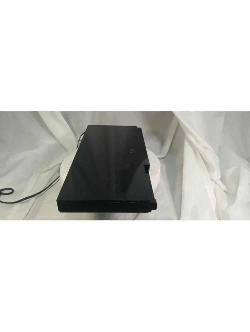 Samsung BD-D5700 Blu-Ray Disc DVD Player tested Smart WiFi HDMI Black