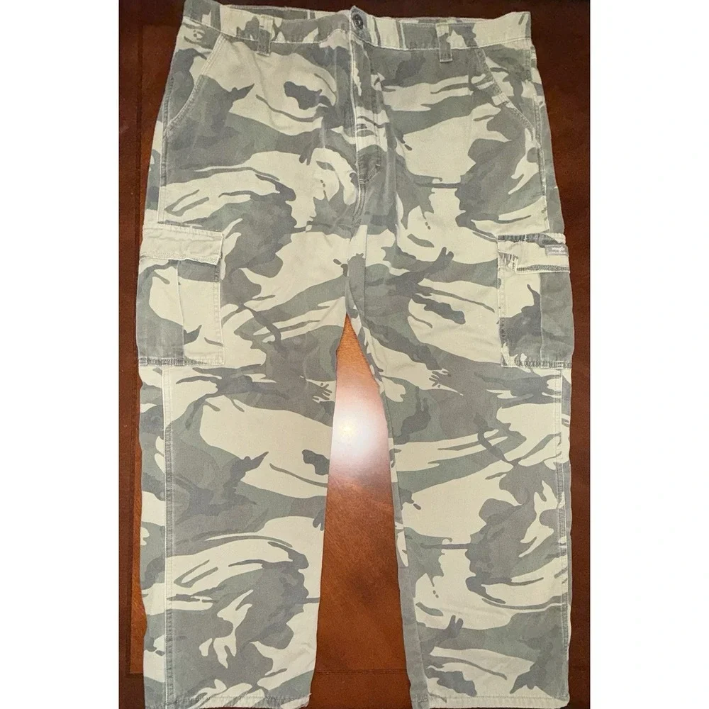 Wrangler relaxed fit