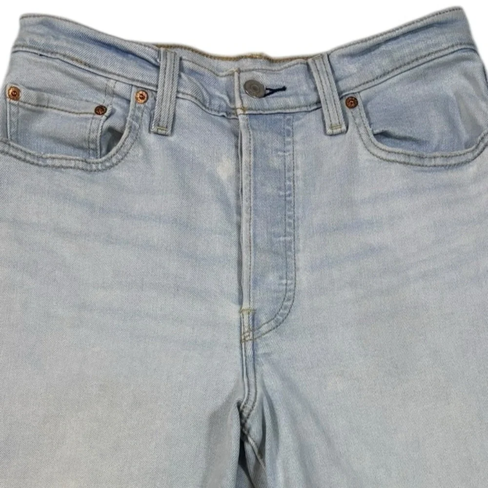 Levis levi’s took