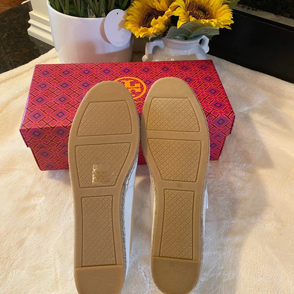 Tory Burch stylish tory