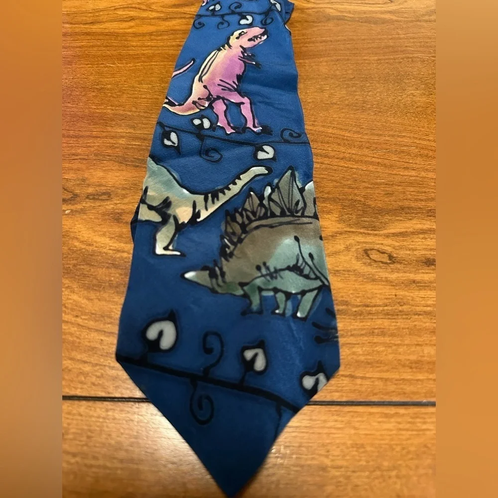 Vintage Robert Daskal Handpainted Silk Tie – Blue w/ Dinosaurs