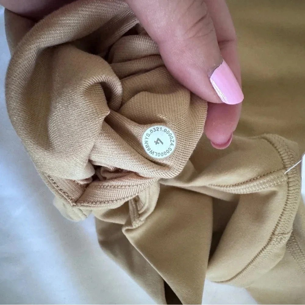🆕🧡 Lululemon Nulu High-Rise Yoga Crop 23” - Pecan Tan