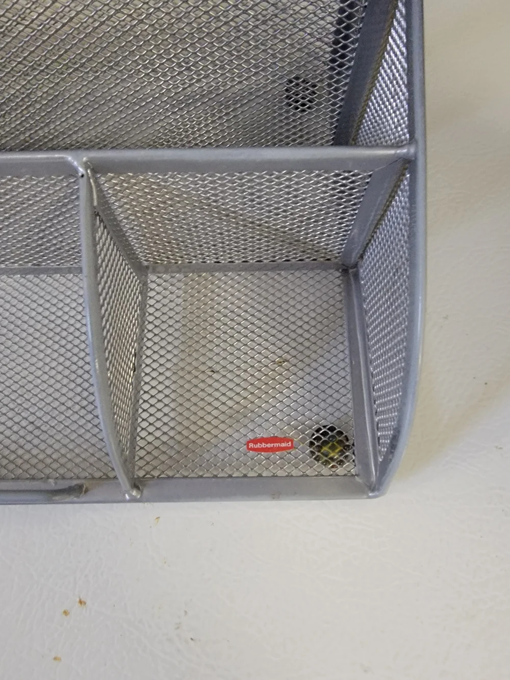Rubbermaid durable mesh