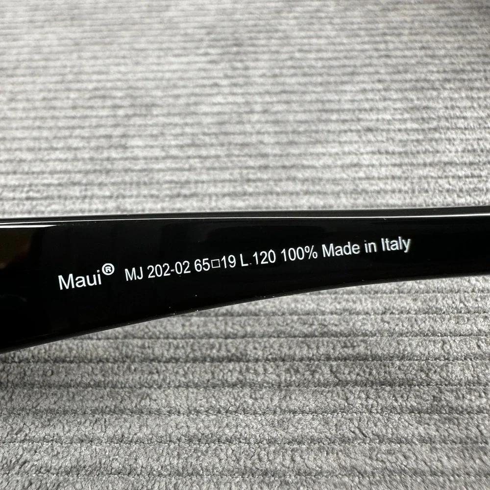 Maui Jim Peahi MJ 202-02 Black Wrap Sunglasses Italy 65-19-120