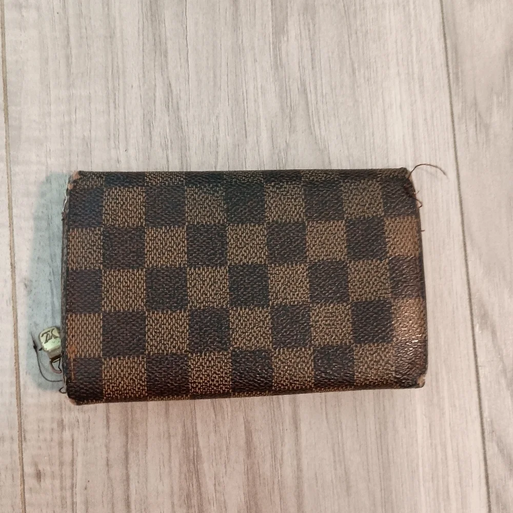 Louis Vuitton, Damier Ebene Tresor Bi-Fold Zip Wallet