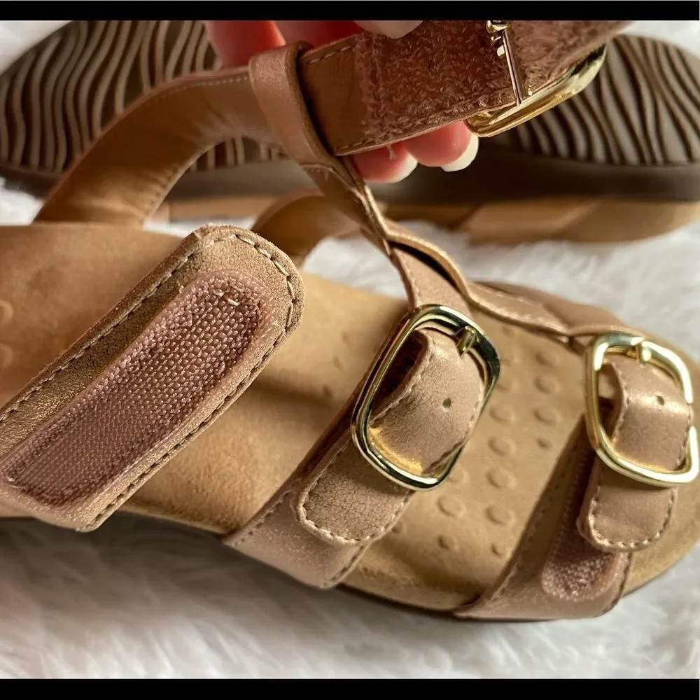 Vionic misa sandals