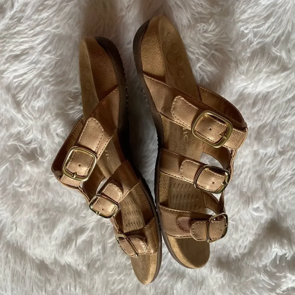 Vionic misa sandals