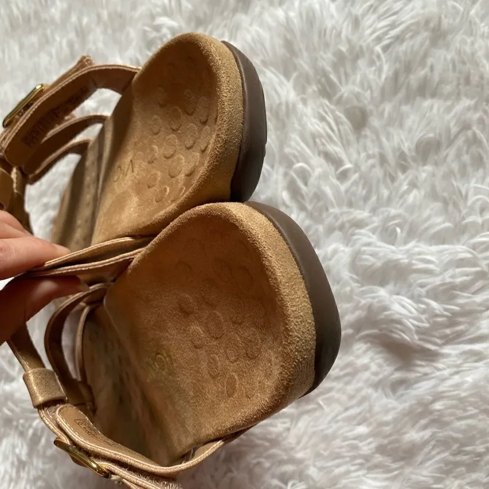 Vionic misa sandals