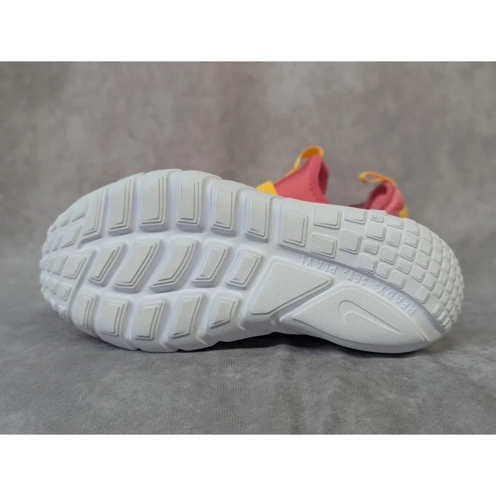 Nike free movement