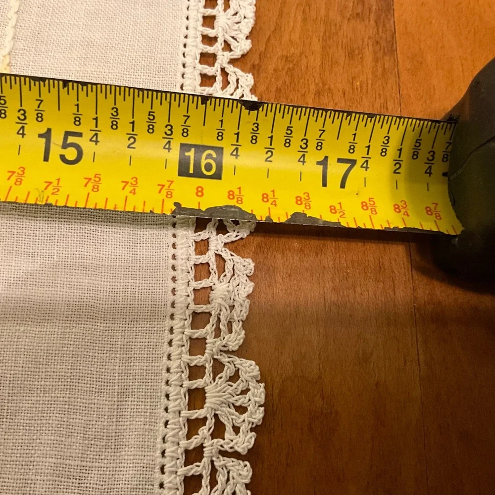 Vintage Embroidered Table‎ Runner Floral Lace Trim Cream Vintage Farmhouse Decor
