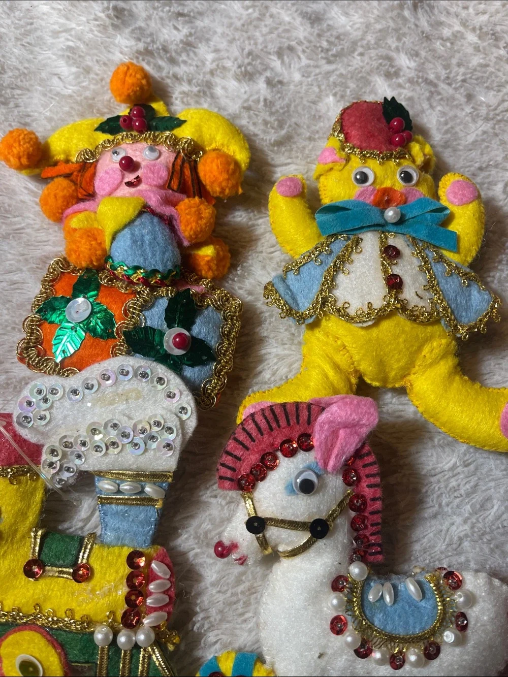 N/A set handcrafted
