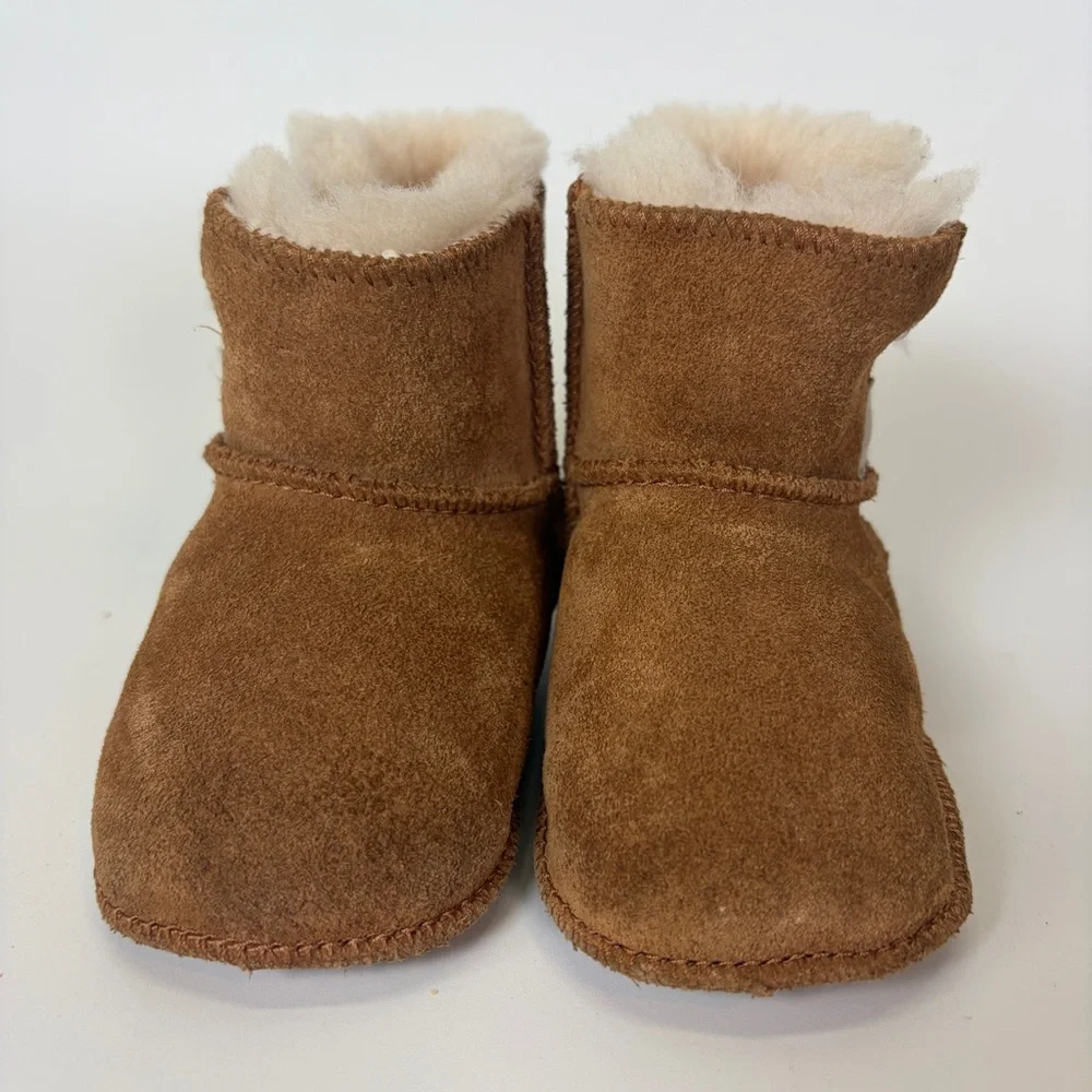 UGG adorable little