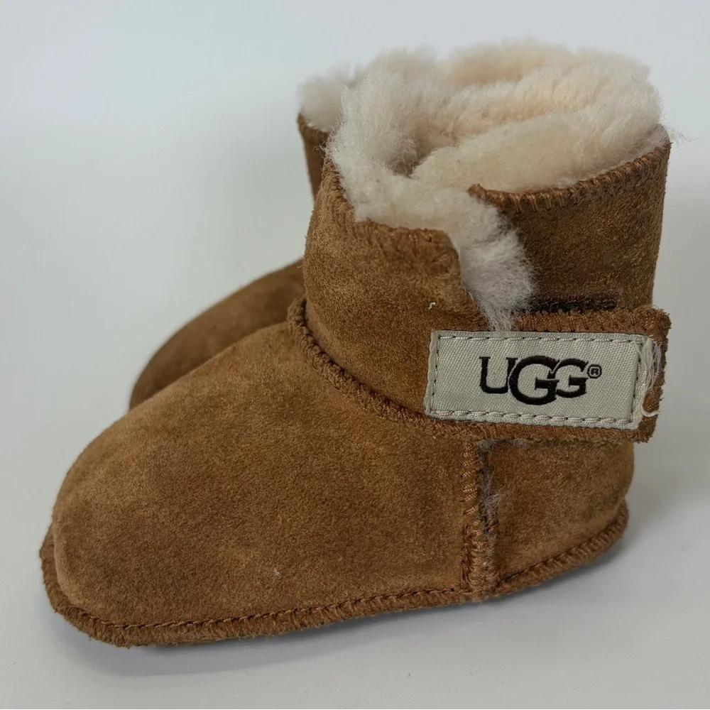 UGG adorable little