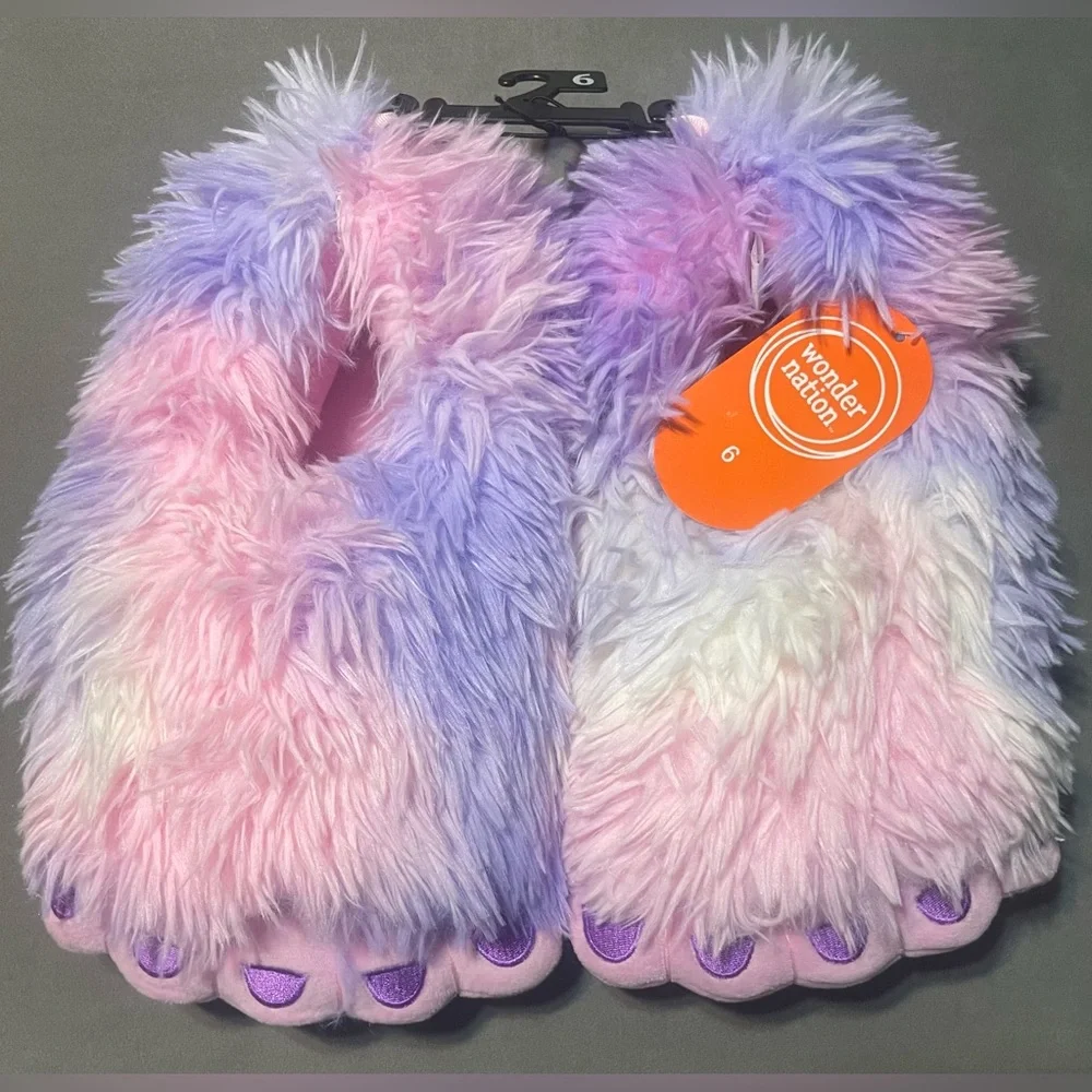 Wonder Nation Yeti Foot Slippers Girls Size 6 Purple Pink  Plush House Shoes NWT