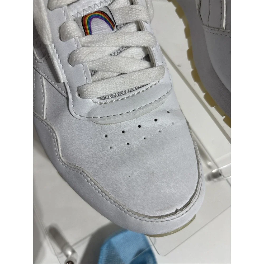 Reebok Harman Run Pride Shoes White/Rainbow Men's Size 5.5 FY5311 Pride Month