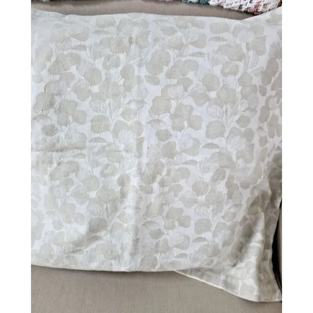 West Elm Cream Silver Dollar Floral 20 x 26
