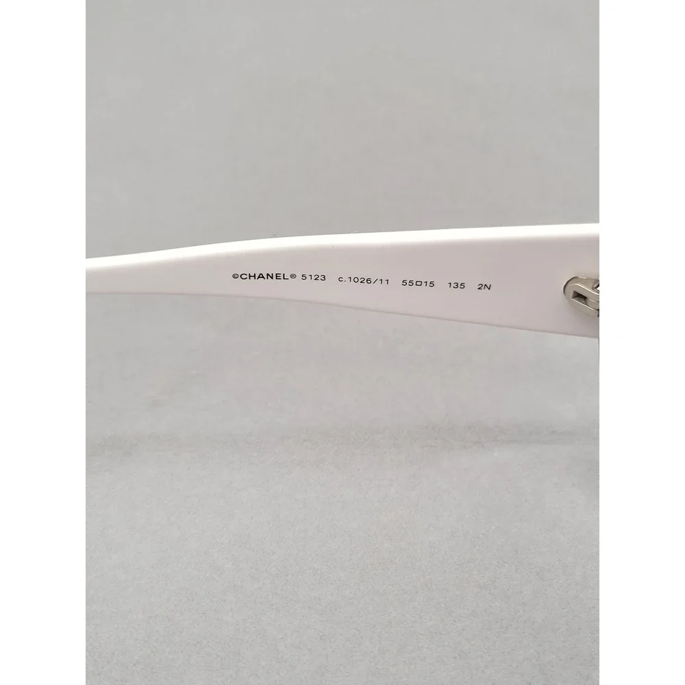 CHANEL‎ 5123 Vintage Icon Charms Bi-Color Sunglasses Y2K Black White box & case