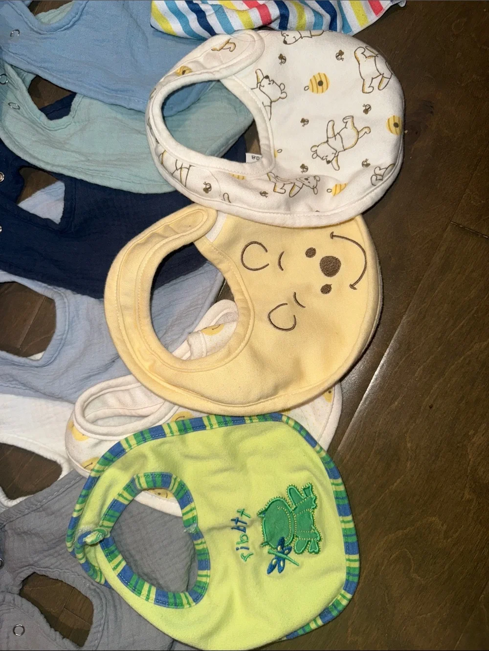 Carters 20 bibs