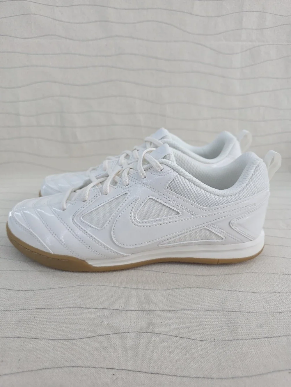 Nike youth gs