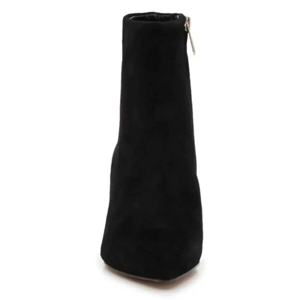Sam Edelman bring sharp