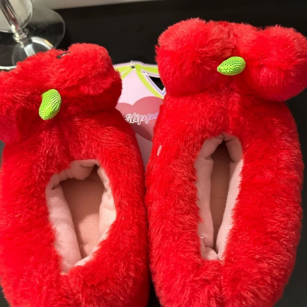 Cozy Slippers cherry brand kid