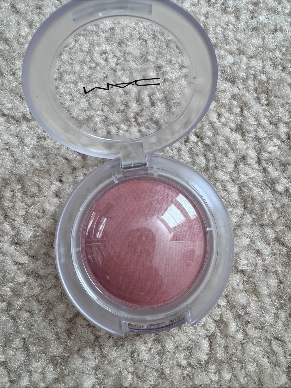 Mac Cosmetics Glow Play Cushiony Blush (Blush, Please)