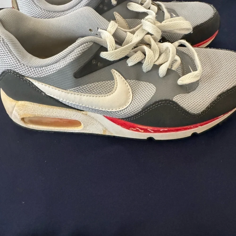 Nike stylish sneakers
