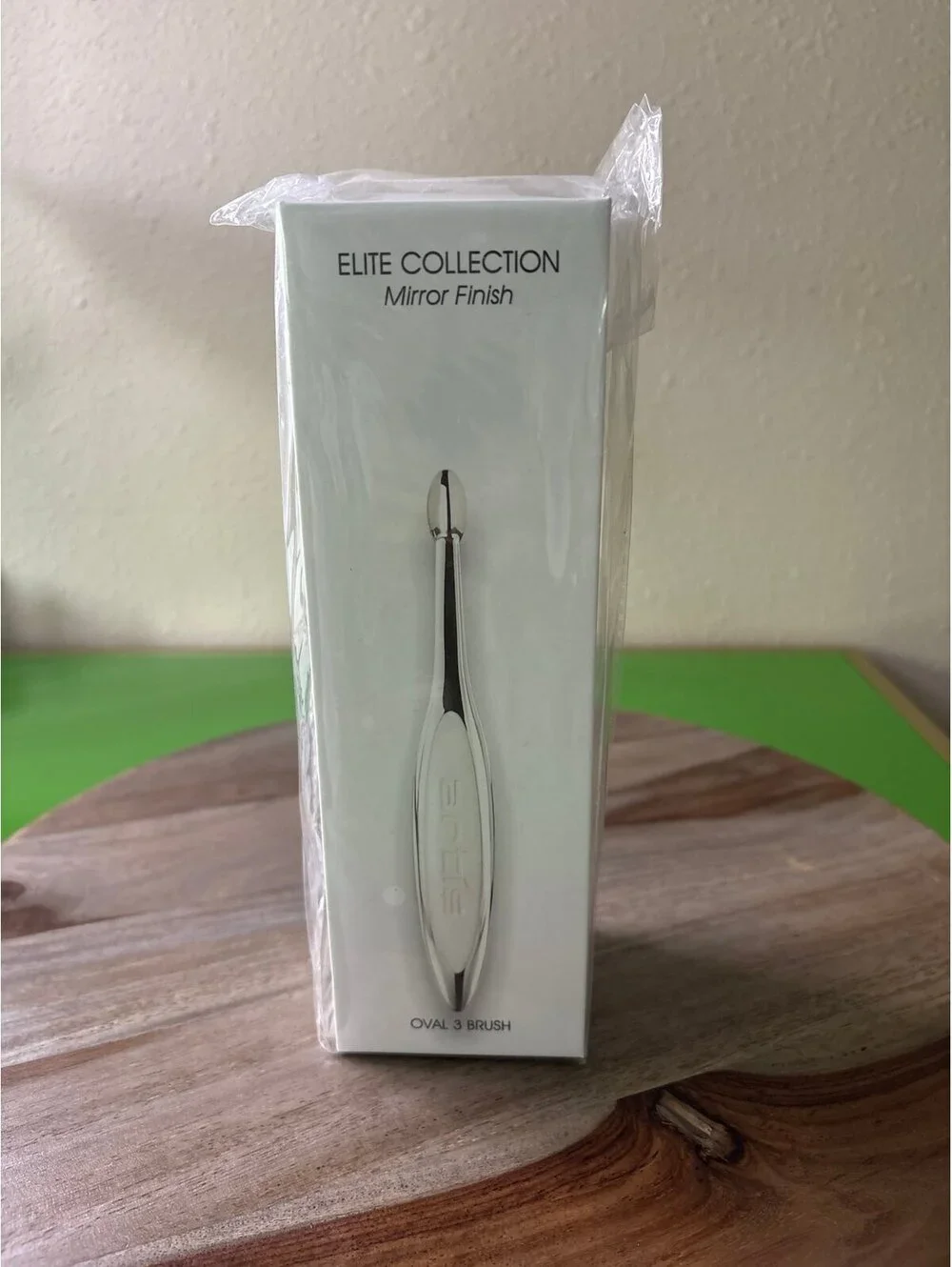Artis Elite Collection Mirror Finish Oval 3 Brush