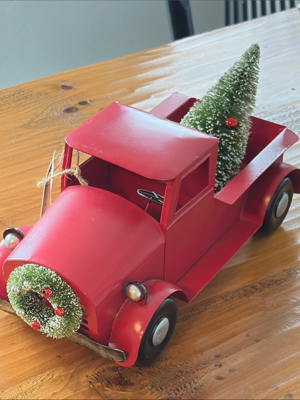 N/A festive red