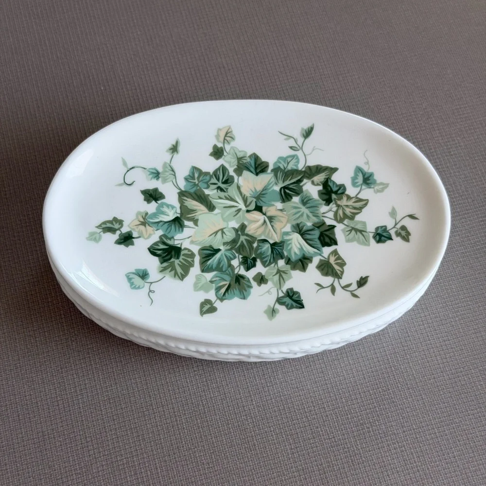 Vintage Andre Richard Ivy Arbor White Ceramic Bar Soap & Trinket Dish Holder