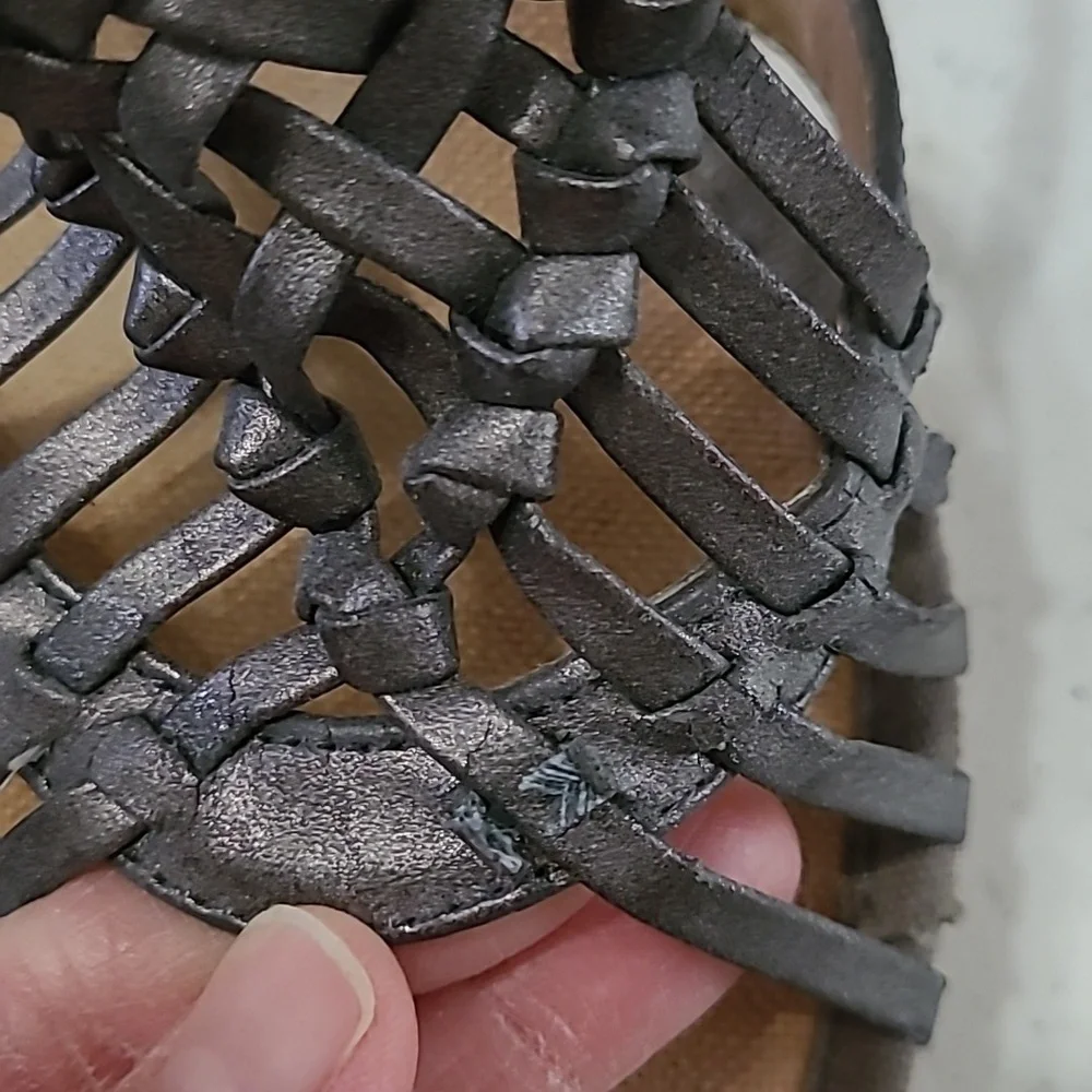 BareTraps tempted wedge