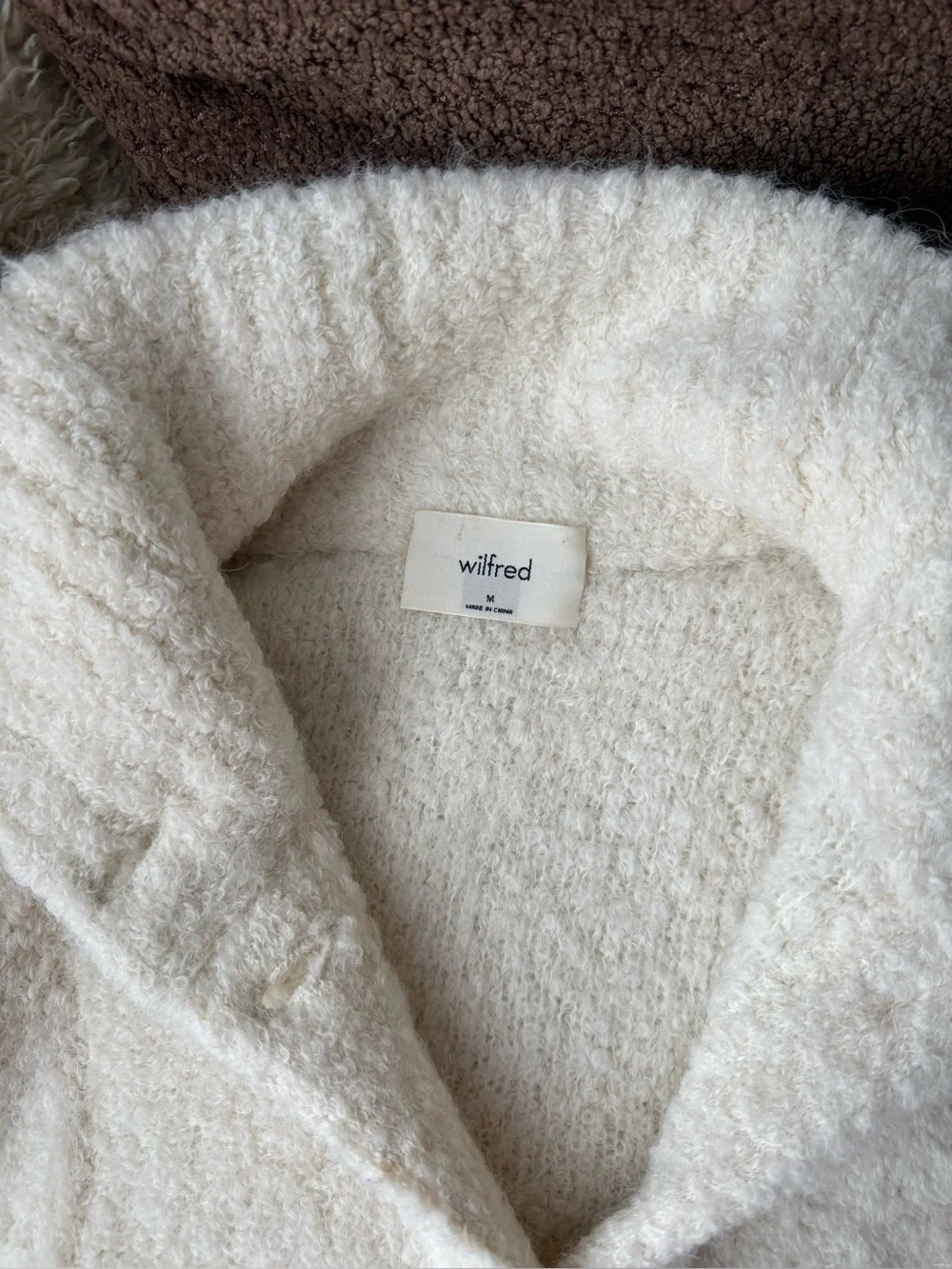 Aritzia size medium