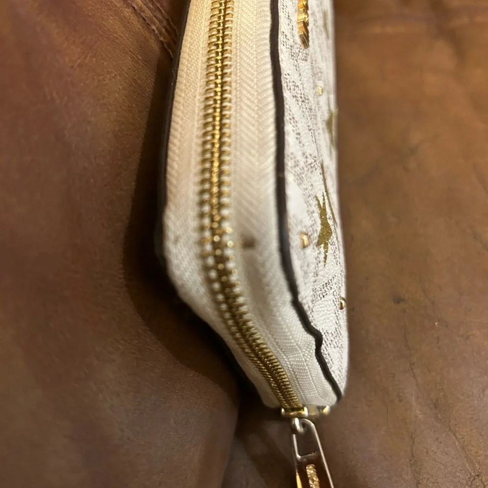 Michael Kors wristlet interior