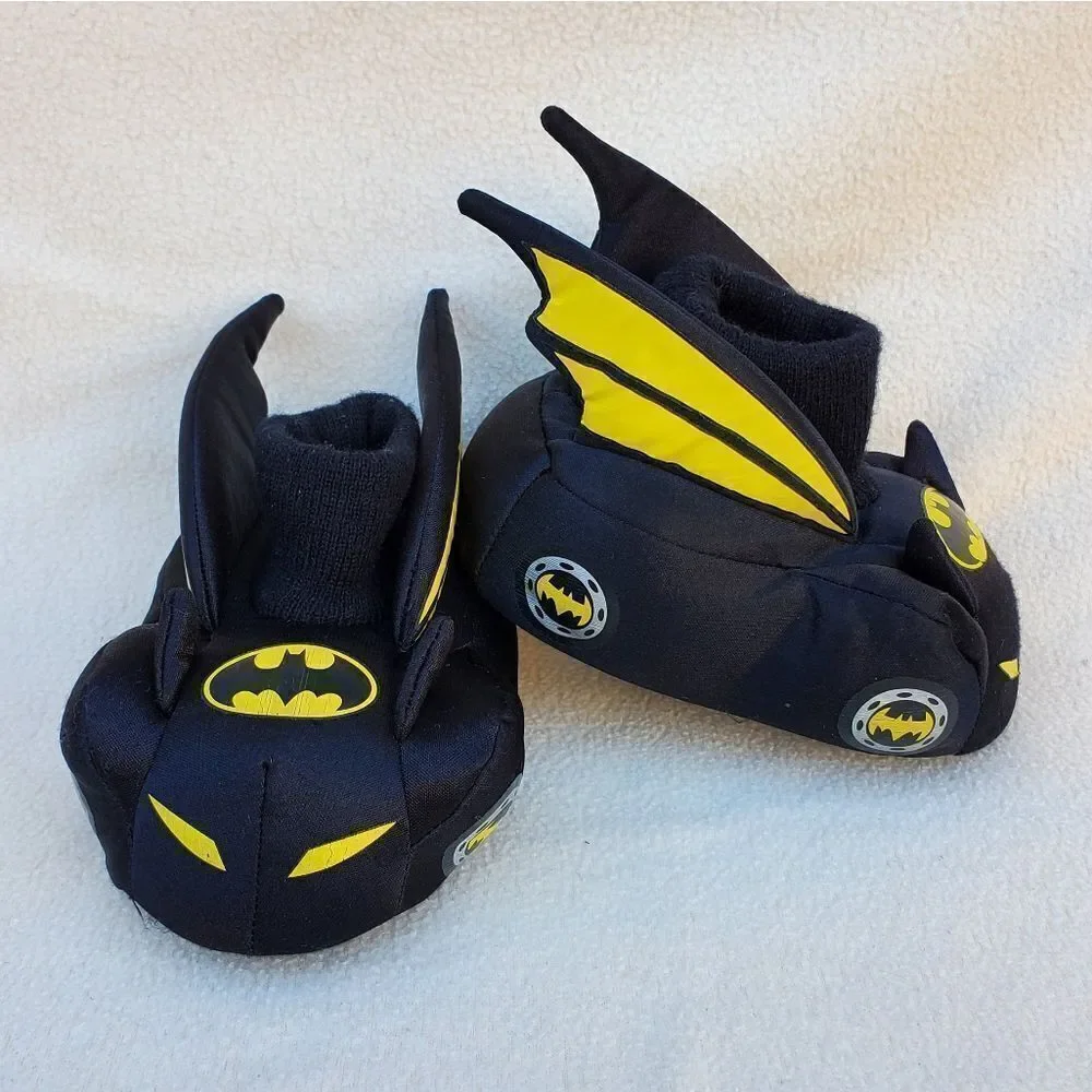 Batman black and yellow sock top plush slippers