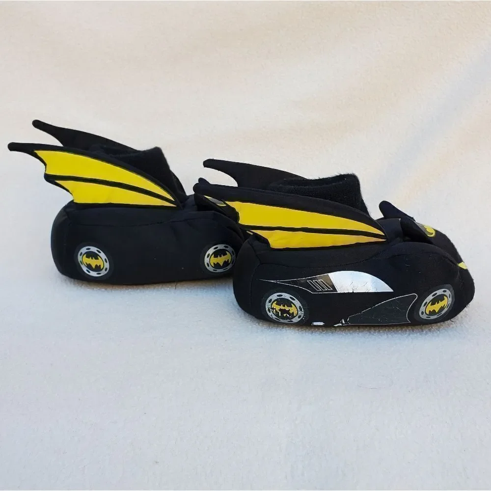 Batman black and yellow sock top plush slippers