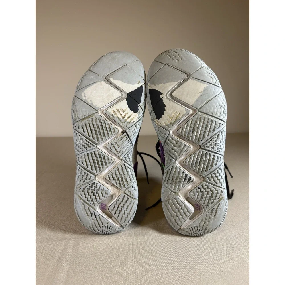 Nike up sale