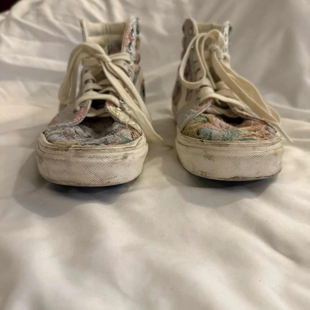 Vans white skate