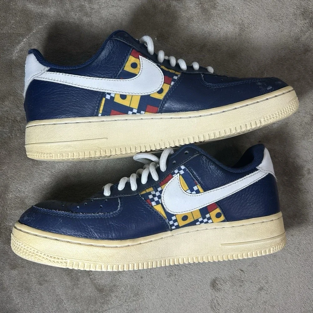 Nike Air Force 1 07 LV8 Nautical Redux Mens 8 Midnight Navy Flags AR5394-400