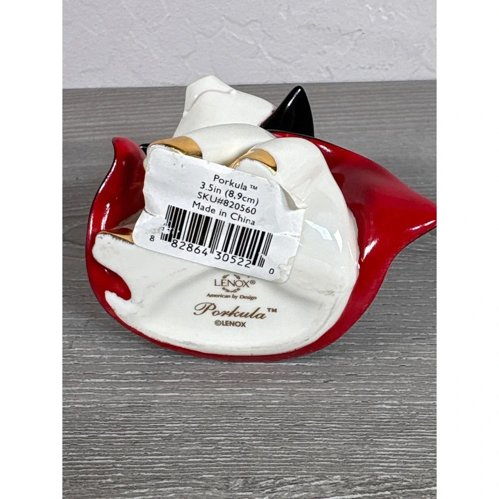Lenox Porkula Vampire Pig Halloween Figurine Porcelain Dracula Cape