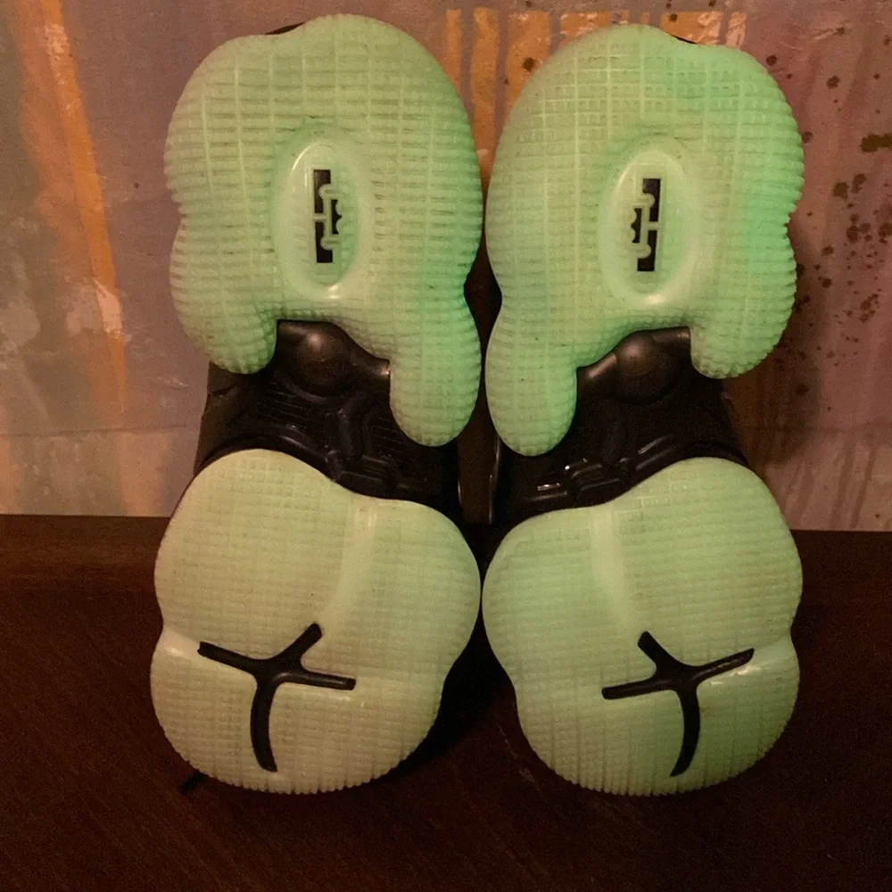 Nike stylish sneakers