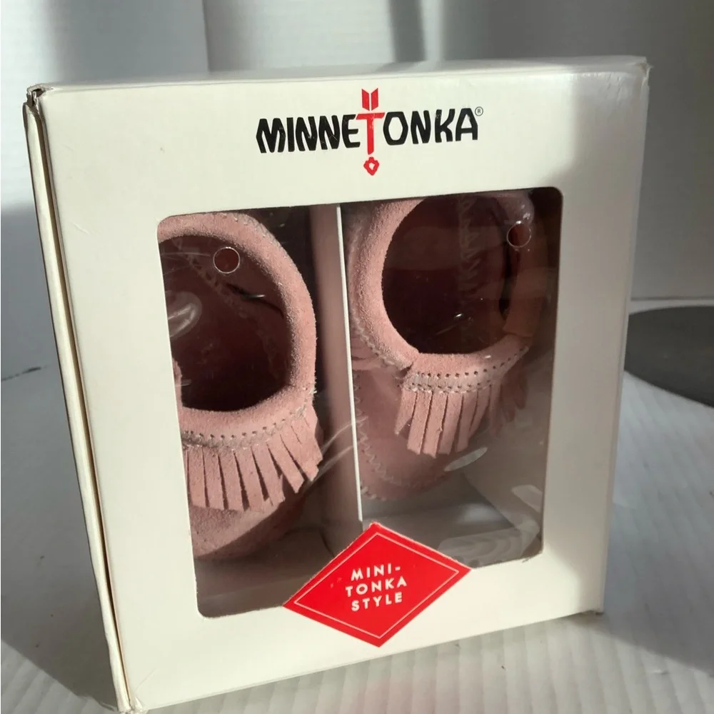 Minnetonka excellent preowned