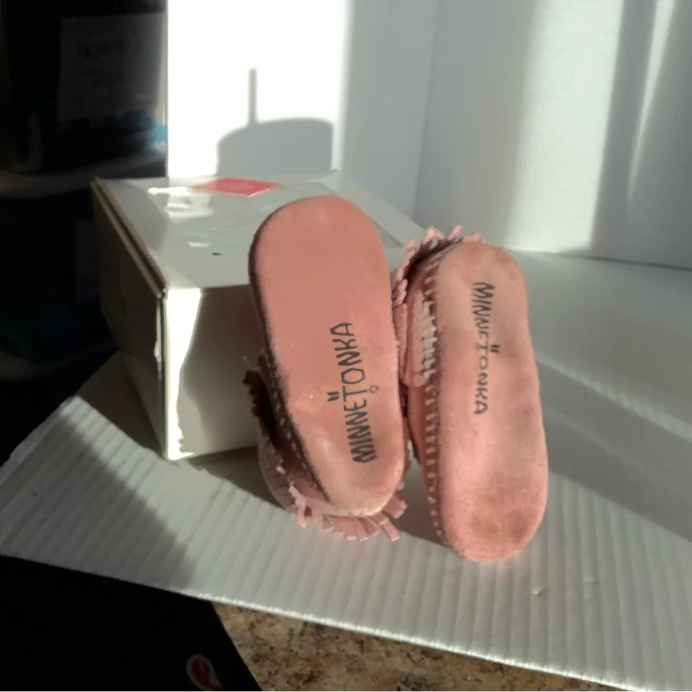 Minnetonka excellent preowned